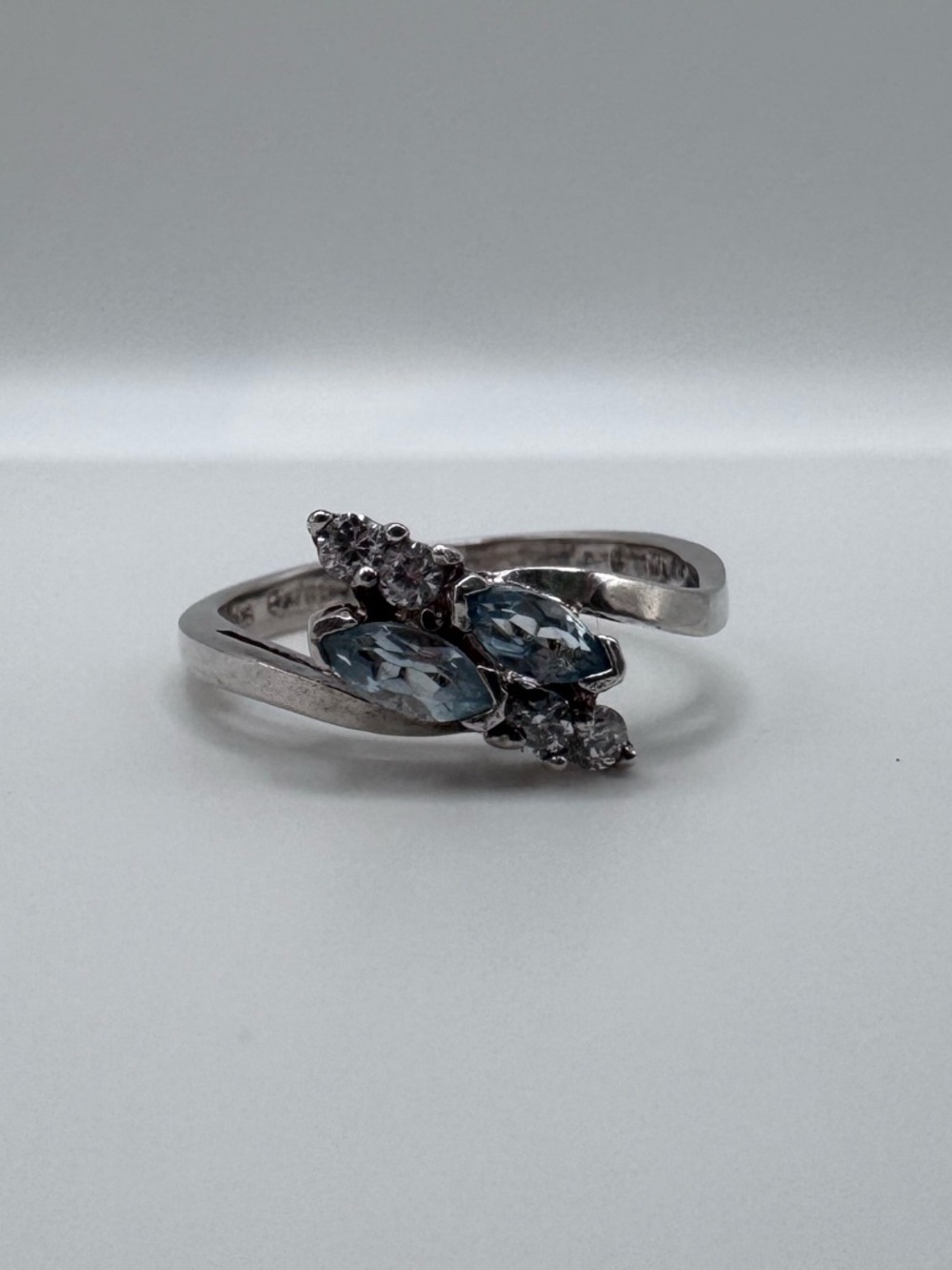 Sterling Silver 925 Gemstone Ring Sz 6
